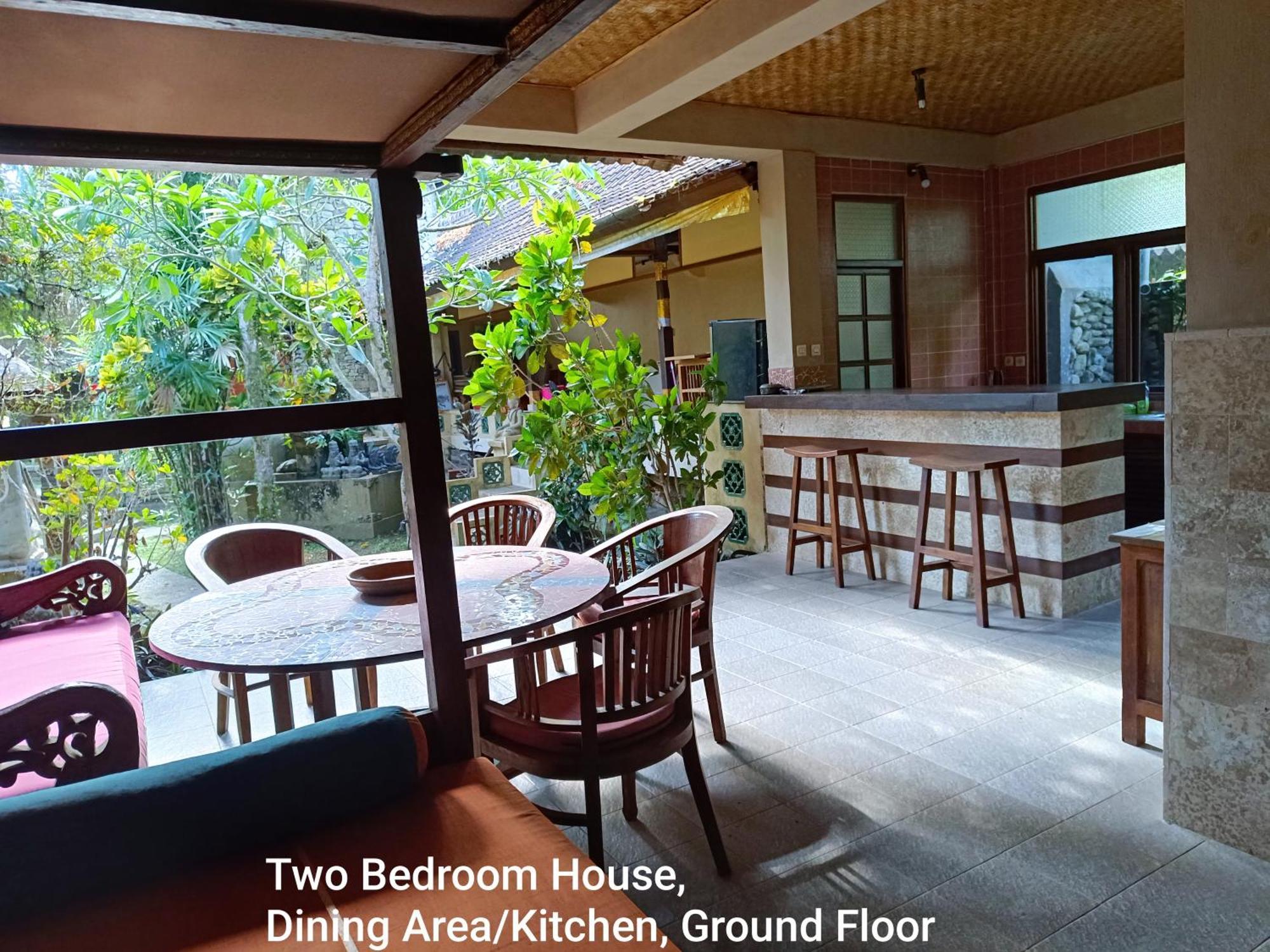 Guci Guesthouses 우붓 외부 사진