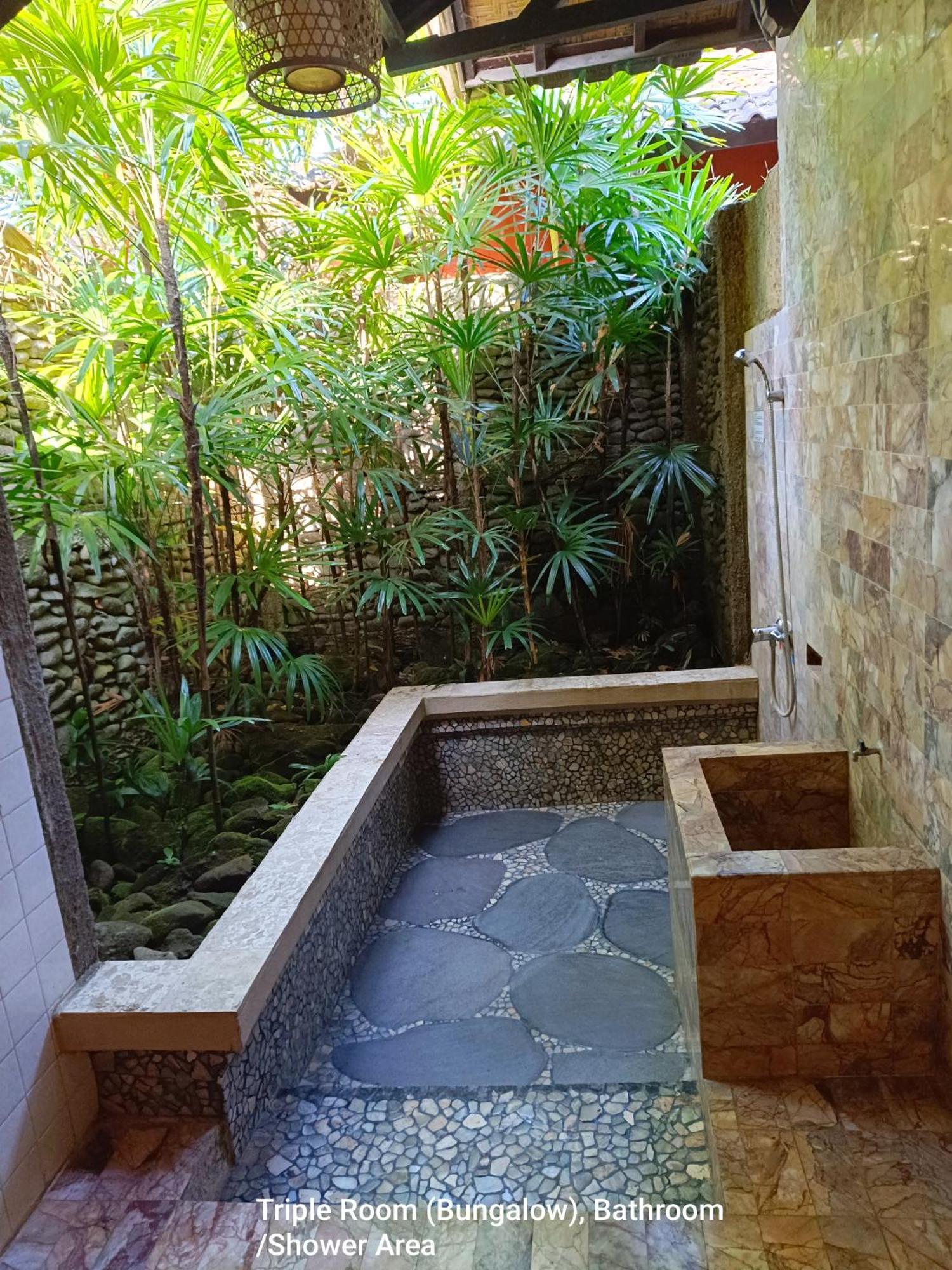 Guci Guesthouses 우붓 외부 사진